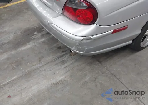 2003 Jaguar S-Type 4.2L V8 R from USA, damaged, VIN SAJEA03V131M56664